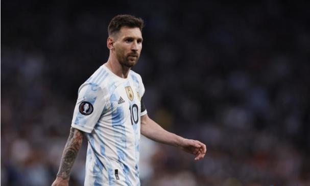 大连英博告别战，迎战梅州无需动员，买断佩尼亚成聪明选择